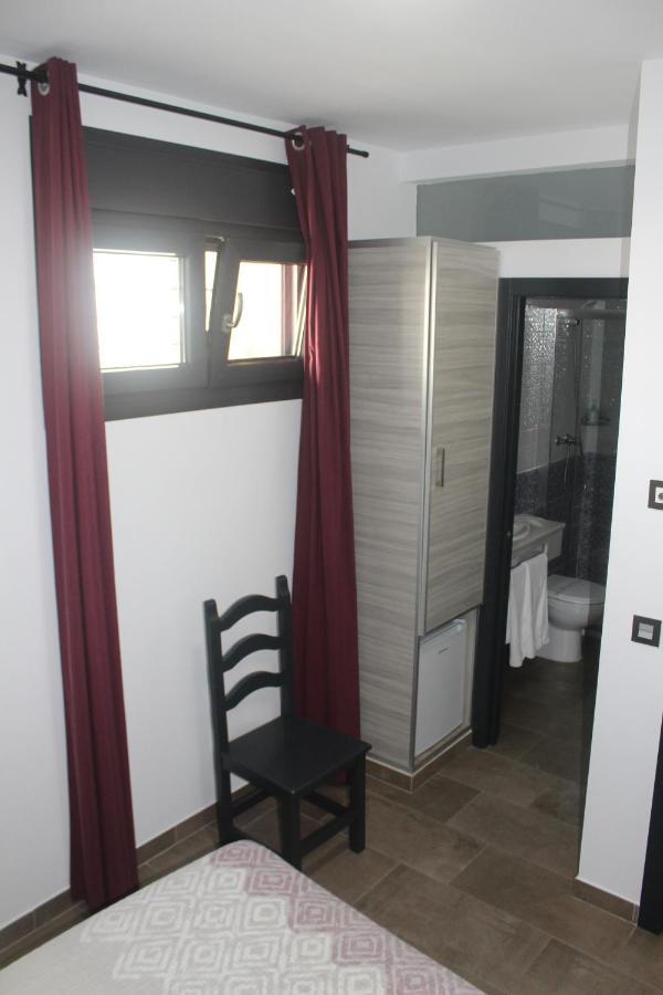 Hostal Maria Jose Conil De La Frontera Dış mekan fotoğraf