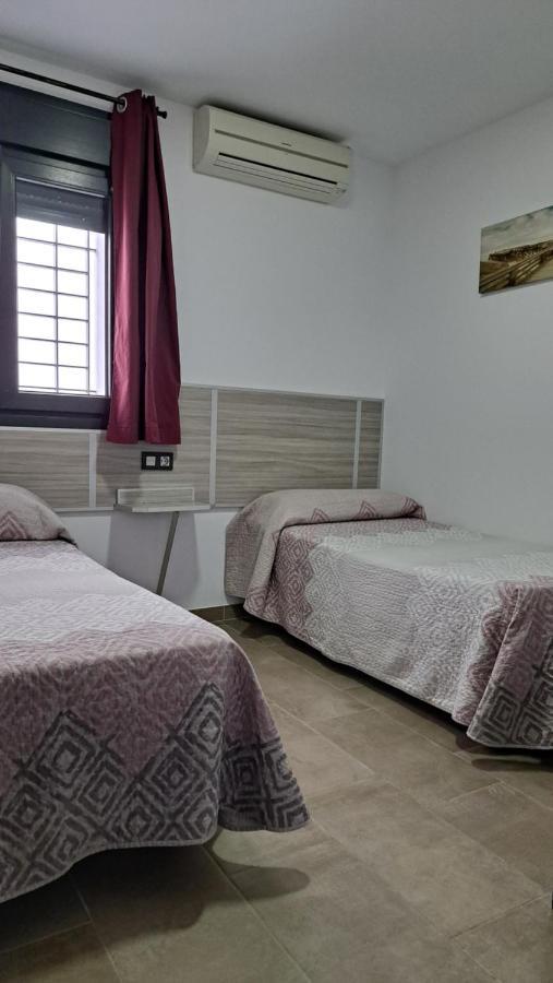 Hostal Maria Jose Conil De La Frontera Dış mekan fotoğraf