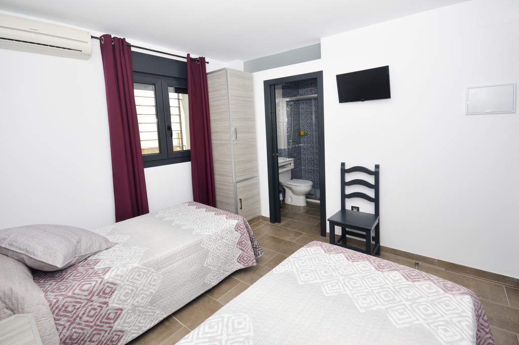 Hostal Maria Jose Conil De La Frontera Dış mekan fotoğraf