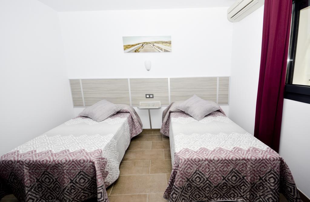 Hostal Maria Jose Conil De La Frontera Dış mekan fotoğraf