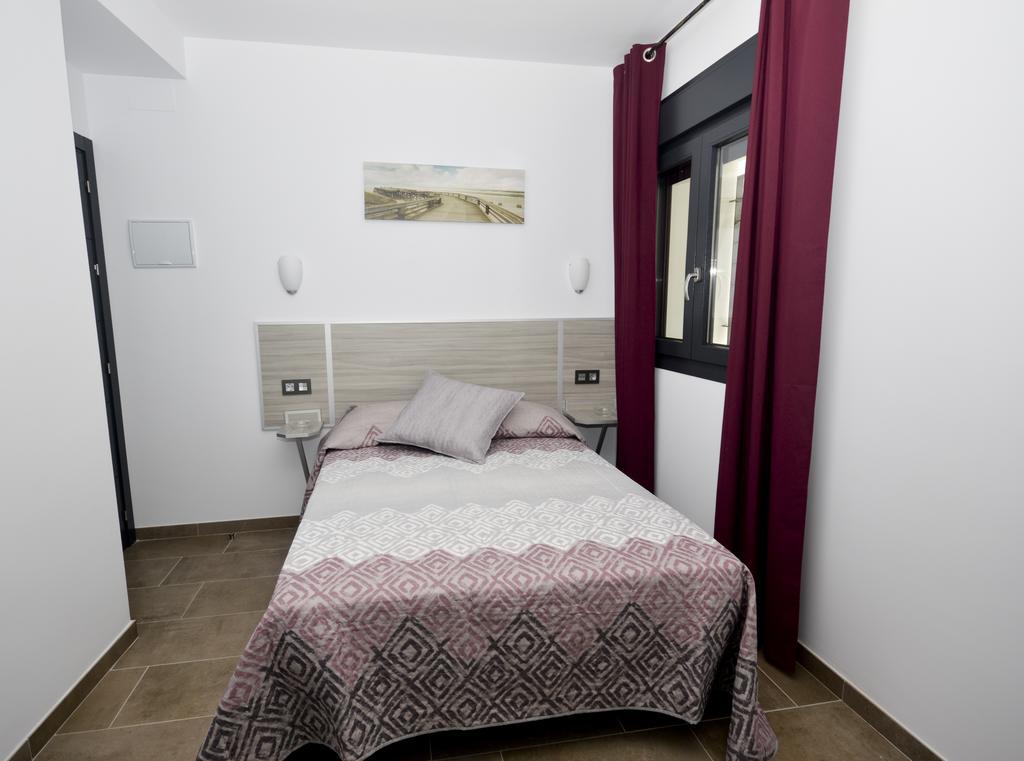 Hostal Maria Jose Conil De La Frontera Dış mekan fotoğraf